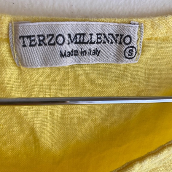 Terzo Mellenio Linen Yellow Sleeveless Blouse Top Small Flutter Sleeve Ruffle - Picture 2 of 5